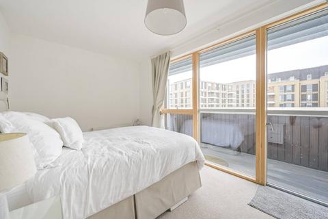 3 bedroom house for sale - Silvertown Square, Canning Town, London, E16