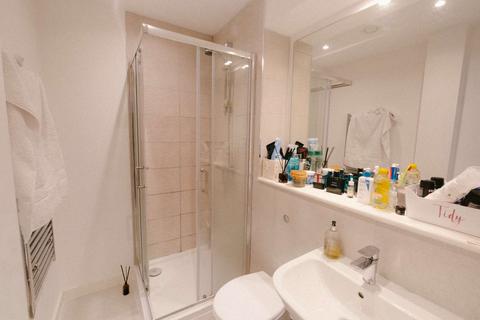 1 bedroom flat to rent, The Landmark, Salford, Manchester