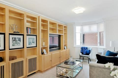 2 bedroom flat to rent, Bloomfield Court, Bourdon Street, London