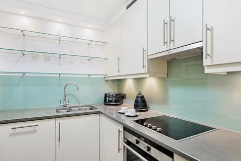 2 bedroom flat to rent, Bloomfield Court, Bourdon Street, London