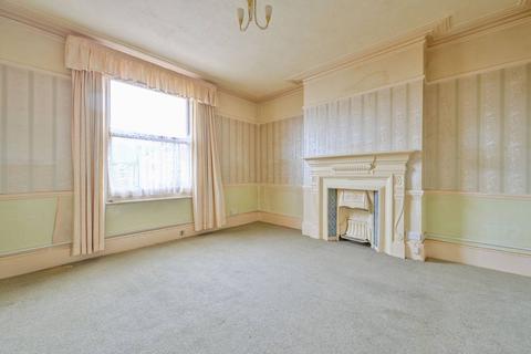 3 bedroom detached house for sale, Westbury Road, New Malden, KT3