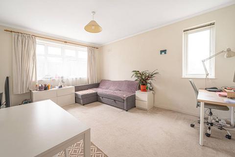2 bedroom maisonette for sale, Page Street, Mill Hill, London, NW7