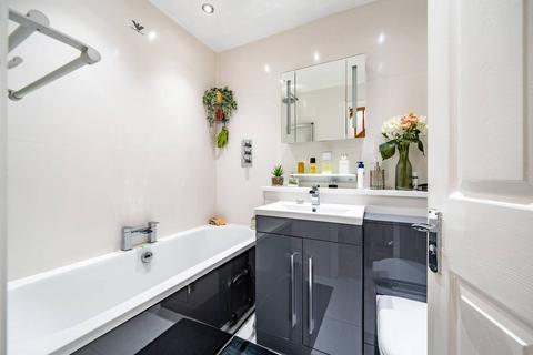 55a Mitcham Lane, London, SW16 6LW