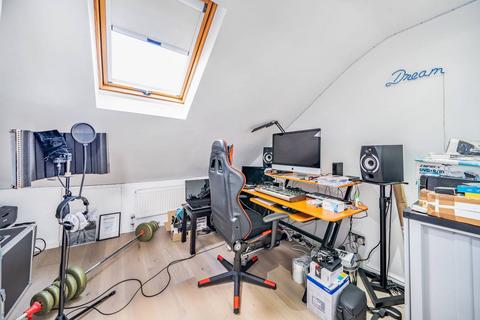 55a Mitcham Lane, London, SW16 6LW