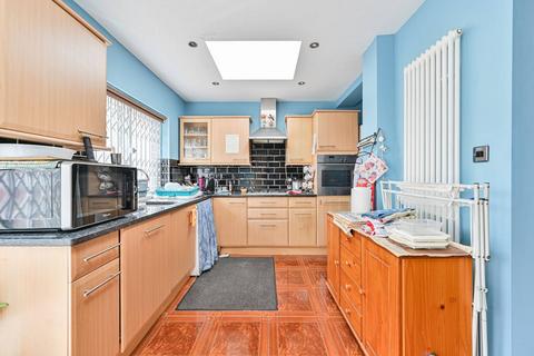 3 bedroom end of terrace house for sale, Abercairn Road, Streatham Vale, London, SW16