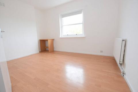 1 bedroom flat to rent, Foxley Road, Oval, London, SW9
