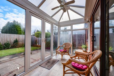 2 Brewster Close, Fazeley, Tamworth, B78 3QT