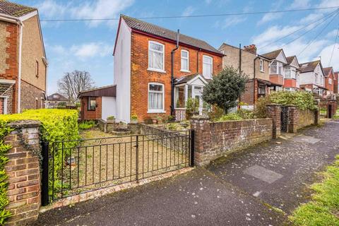 9 Augustine Road, Drayton, Portsmouth, PO6 1HY
