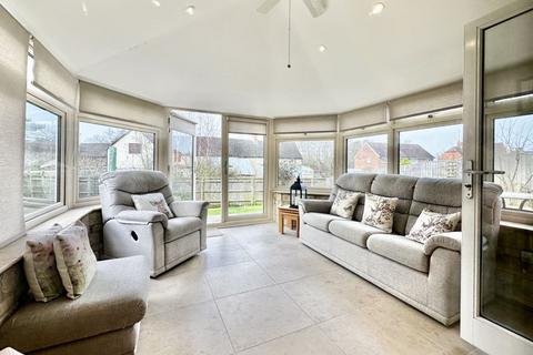 3 bedroom detached house for sale, Fry's Meadow, Stanford-in-the-Vale