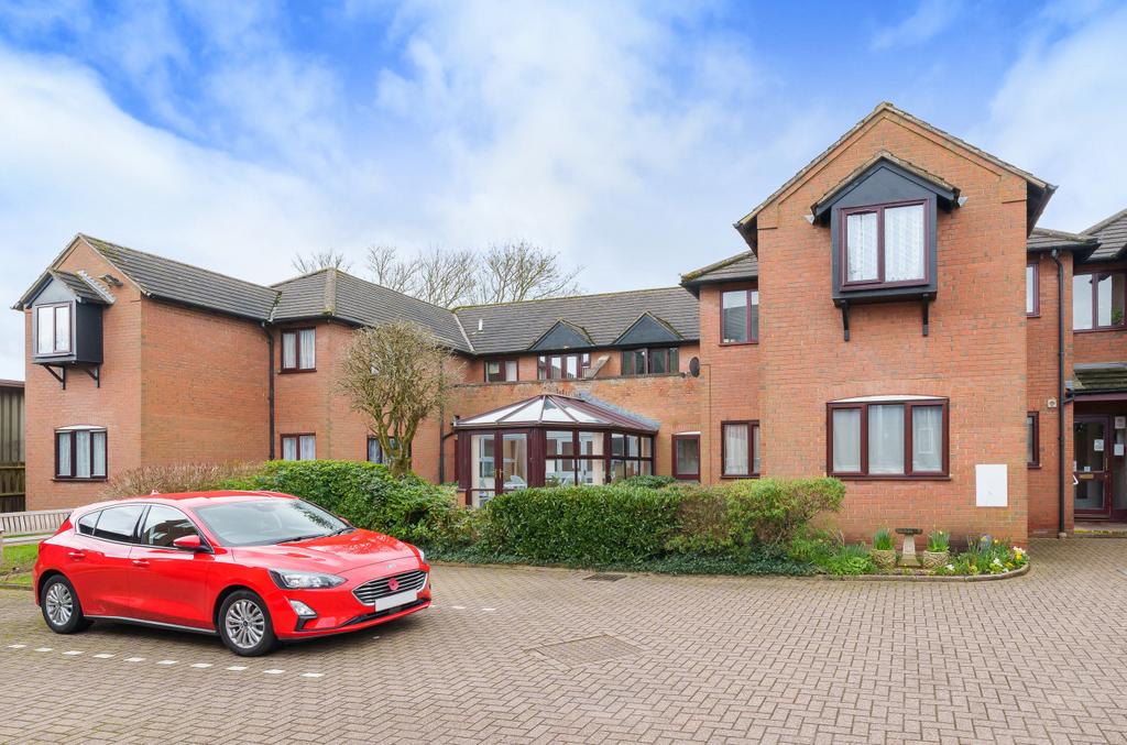 Dunstable, Bedfordshire LU6 1 bed apartment for sale £70,000