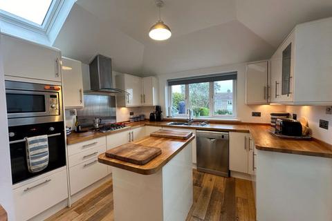 106 Bodmin Road, Truro, TR1 1BG