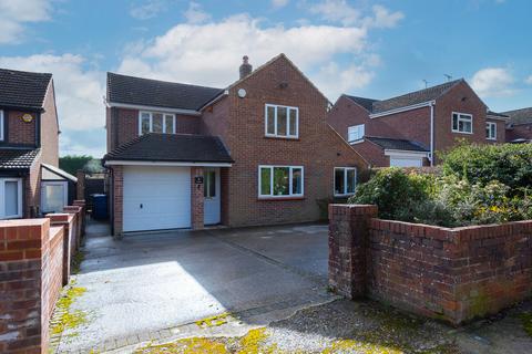 4 bedroom detached house for sale, Harts Leap Road, Sandhurst GU47