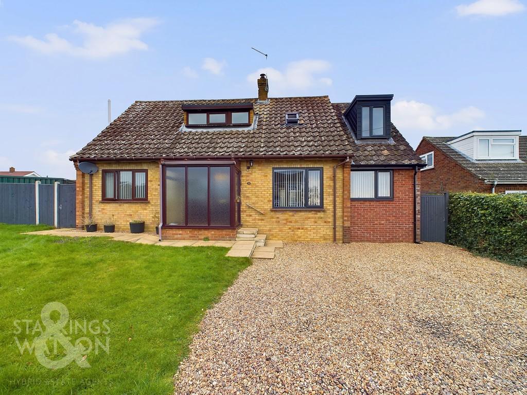 St. Marys Close, Newton Flotman, Norwich 5 bed chalet for sale £350,000