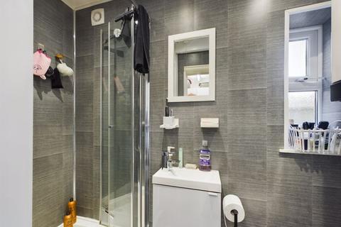 41 Foxon Lane, Caterham, CR3 5SG