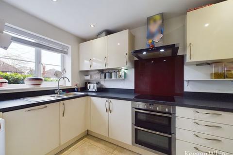 3 bedroom townhouse for sale, Hamilton View, High Wycombe