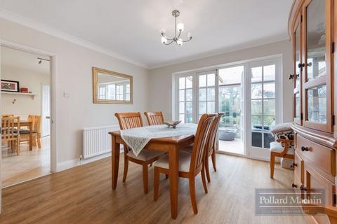 4 bedroom terraced house for sale, All Saints Drive, Sanderstead