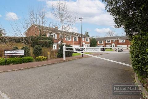 4 All Saints Drive, South Croydon, CR2 9ES