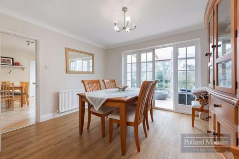 4 All Saints Drive, South Croydon, CR2 9ES