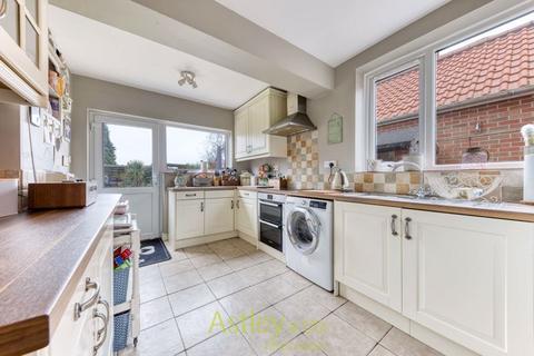 3 bedroom semi-detached house for sale, Rosemary Road, Sprowston, Norwich