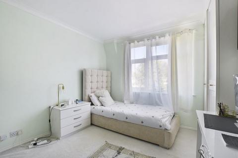 8 Stanhope Avenue, Harrow, HA3 5JW
