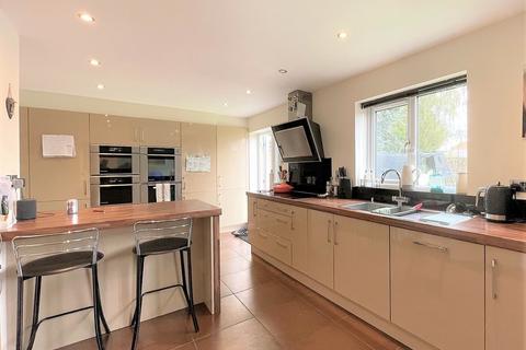 4 bedroom detached house for sale, Brookfield, Wiltshire SN6