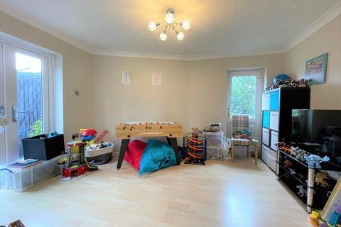 53 Brookfield, Highworth, Swindon, SN6 7HY