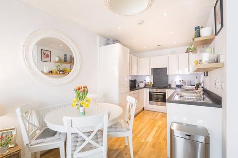 136 Whitestone Way, Croydon, CR0 4FG