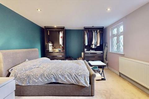 2 bedroom detached house for sale, Cowley Mill Road, Uxbridge, UB8