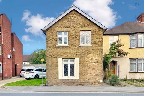 2 bedroom detached house for sale, Cowley Mill Road, Uxbridge, UB8