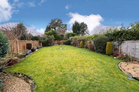 3 Mayfair Grove, Endon, Stoke-on-trent, ST9 9HP