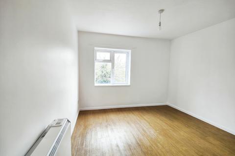 1 bedroom apartment to rent, George Street, Higham Ferrers, NN10 8JJ