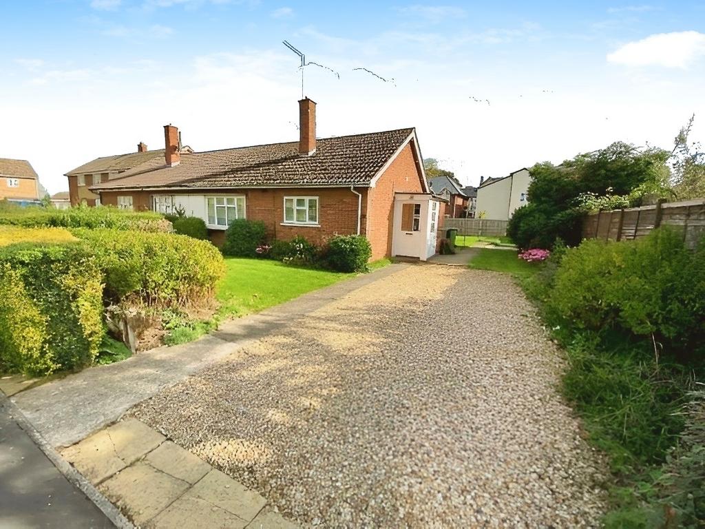 West Road, Tallington PE9 2 bed bungalow to rent £995 pcm (£230 pw)