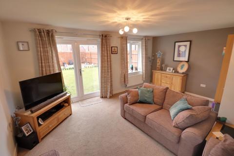 43 Shakespeare Drive, Penkridge, Stafford, ST19 5QZ