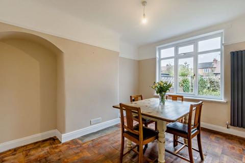 3 bedroom semi-detached house for sale, Shaftesbury Avenue, Chester CH3