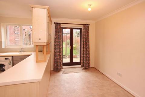 3 bedroom detached house for sale, Edith Close, Aqueduct