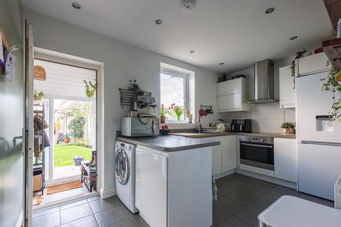 62 Addingtons Road, Great Barford, Bedford, MK44 3HT