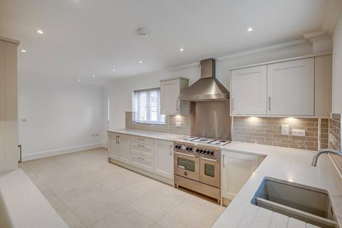 5 bedroom detached house for sale, Woodlands Meadow, 18 Bowyers Road, CM6