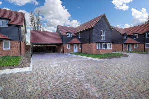 4 bedroom detached house for sale, Woodacre, D'arcy Road, CO5
