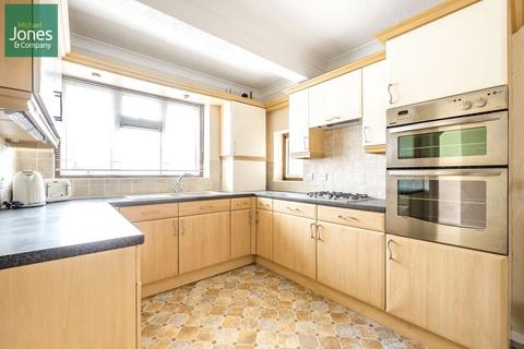 House share to rent - Hamilton Road, Lancing, West Sussex, BN15