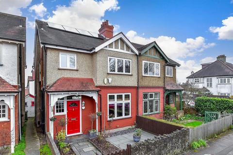 5 Kings Lane, Sutton, SM1 4PB
