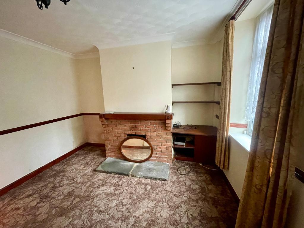 Regent Street, Hoyland Common, Barnsley, S74 0PU 2 bed terraced house