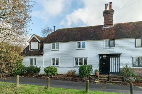 4 bedroom semi-detached house for sale, Iddenden Cottages, High Street, Hawkhurst, Kent, TN18 4PT