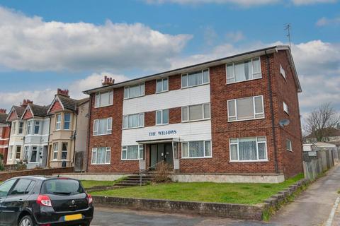 2 bedroom flat for sale, Chichester Road, Seaford BN25