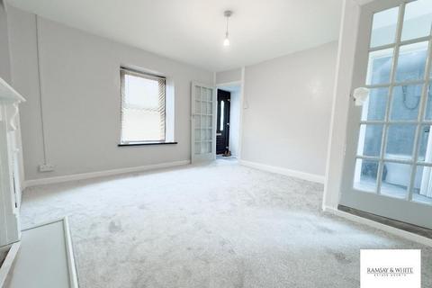 2 River Row, Abercynon, Mountain Ash, CF45 4TB