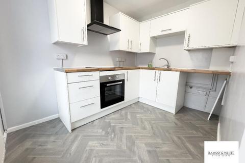 2 River Row, Abercynon, Mountain Ash, CF45 4TB