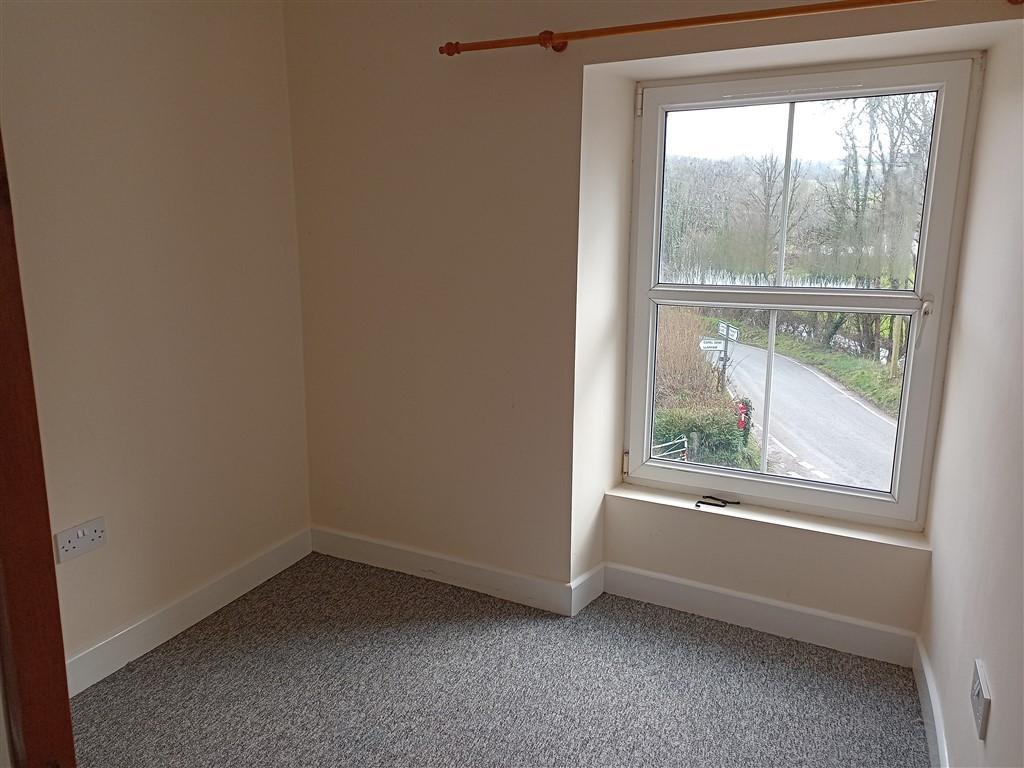 Troedyrhiw 1 - Bedroom 2