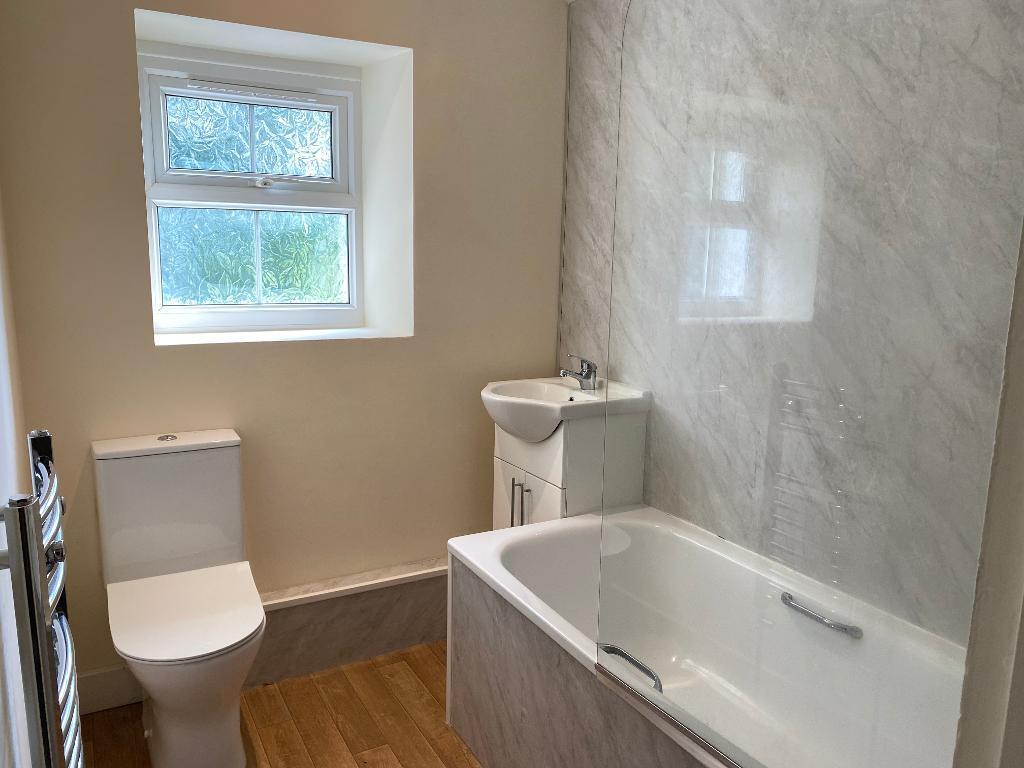 Troed Y Rhiw 2 - Bathroom