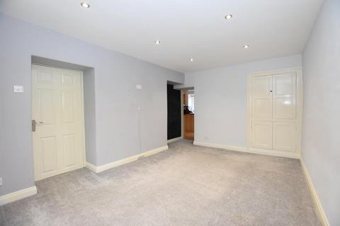 4 bedroom detached house to rent, Ribble Lane, Chatburn, BB7 4AG