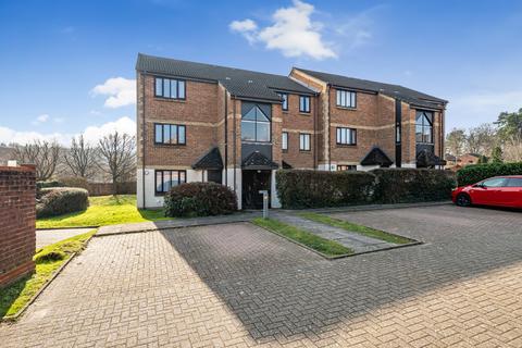 1 bedroom apartment for sale, Pyegrove Chase, Bracknell, Berkshire