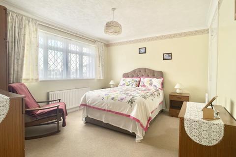4 Langworth Close, Dartford, DA2 7ET